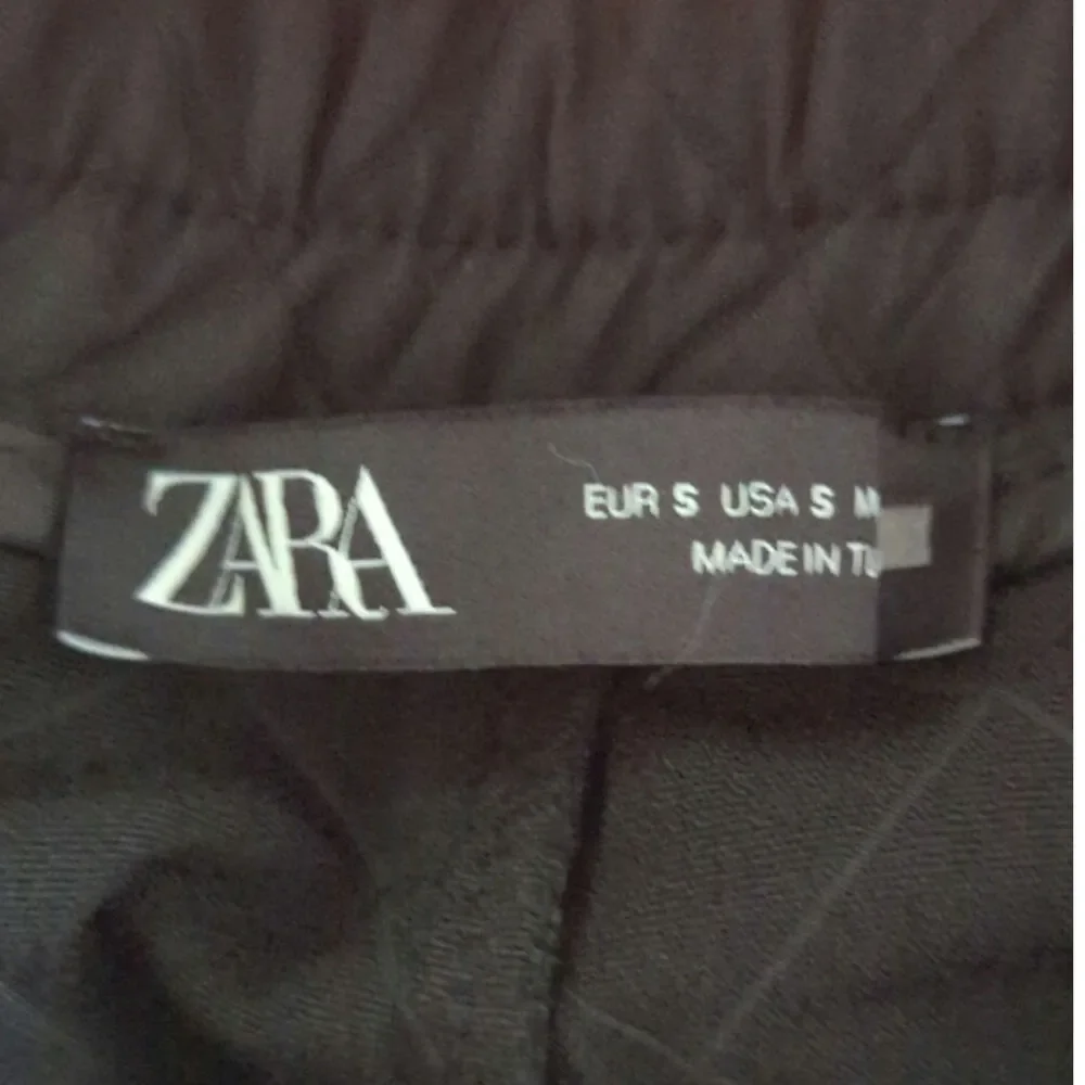 Zara Black‎ Quilted Bermuda Shorts Women's Small High Waisted Pull On Casual